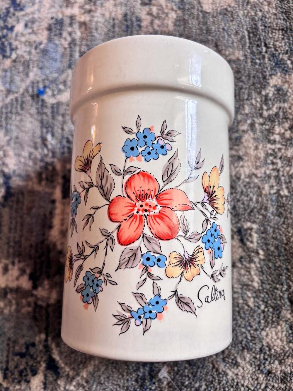 Saltera Vintage Floral Ceramic Utensil Holder
